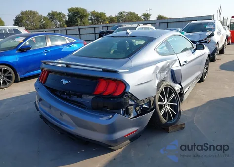 2022 Ford Mustang Ecoboost Premium Fastback z USA, uszkodzony, nr VIN 1FA6P8TH2N5150228